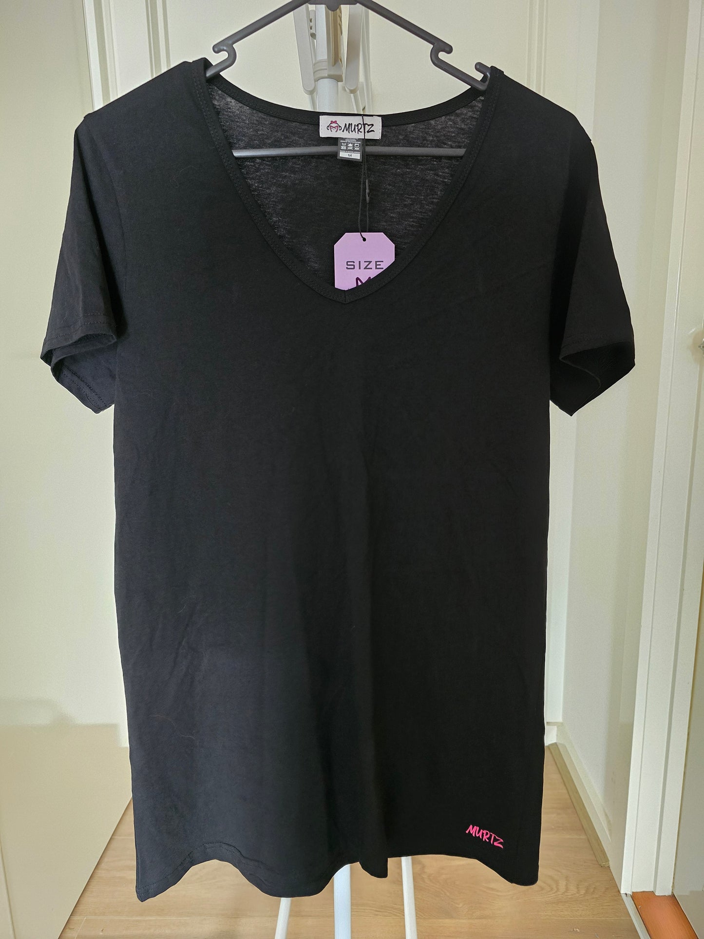Medium Women's V-neck Tee