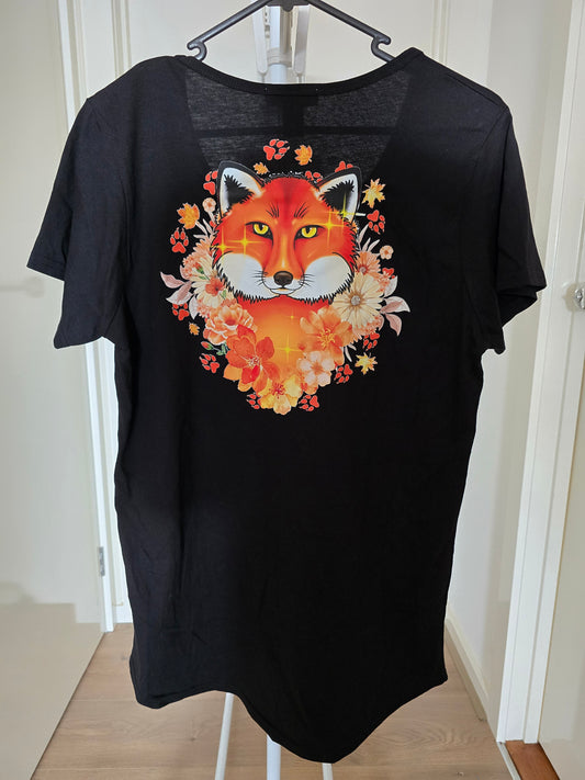 Medium Women's Scoop Tee